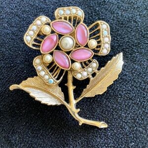 Vintage Brooch Pin Gold Tone Ballet Pink Stones Faux Pearls Nature Inspired